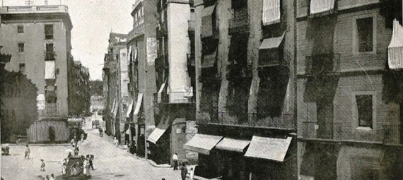 Plaza Sant Agustí Vell, Barcelona
