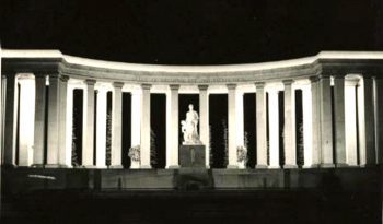 MONUMENTO A LOS CAIDOS BARCELONA