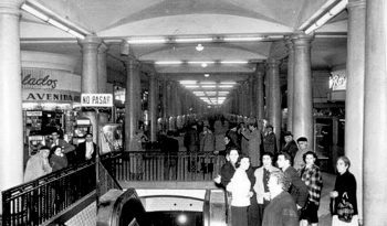 Avenida de la Luz de Barcelona.