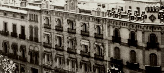 Casa Bonsoms, plaça Catalunya, Barcelona
