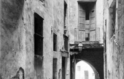 calle de les Tres Voltes, Barcelona